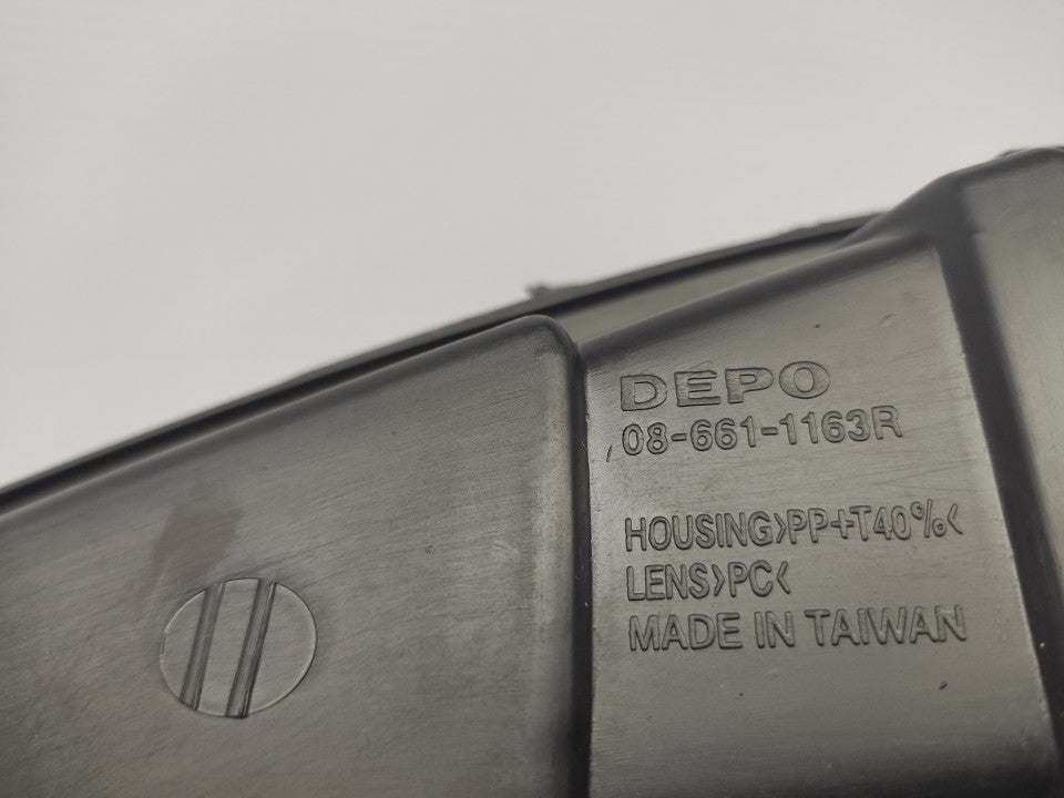 Farol Direito Eletrico Fiat Doblo 10-