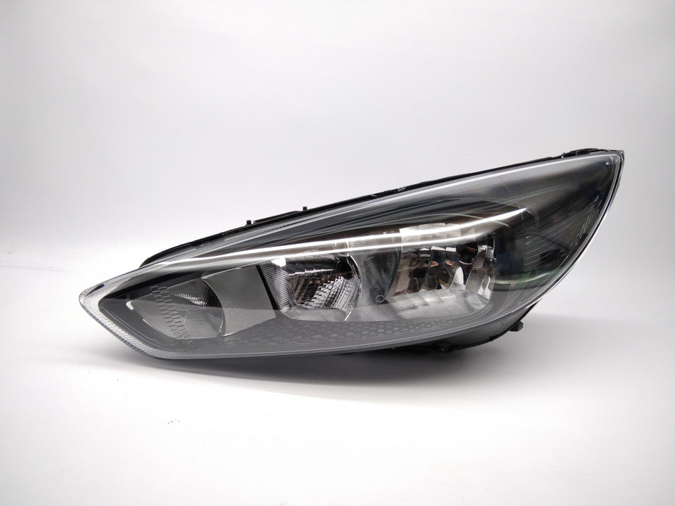 Farol Esquerdo Ford Focus 14- Mascara Preta
