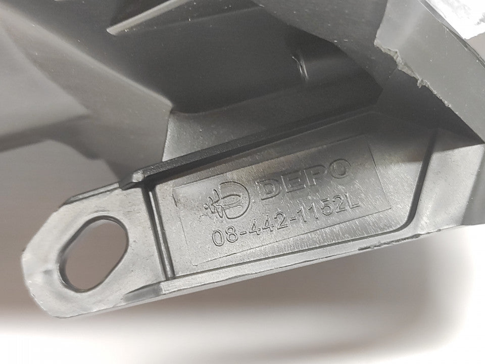 Farol Esquerdo Opel Corsa D 06-11 Mascara Preta