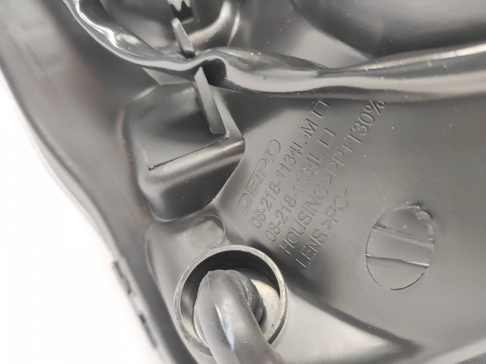Farol Esquerdo Suzuki Swift 05-10