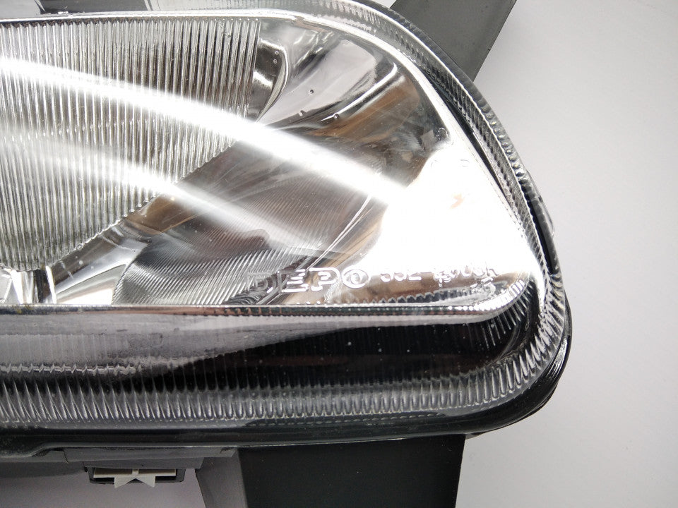 Farol Nevoeiro Direito Citroen Xantia 97-01