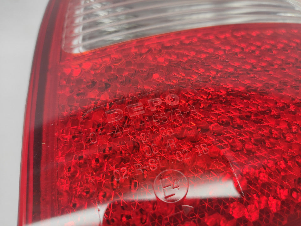 Farolim Direito Audi A6 01-04 Berlina