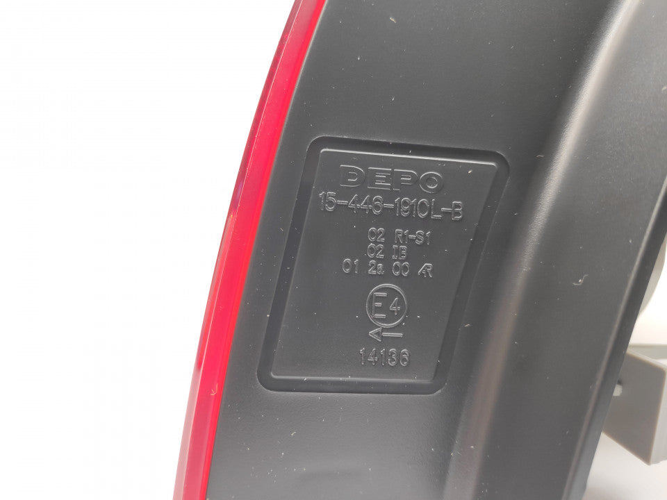 Farolim Esquerdo Audi A4 04-07 Avant