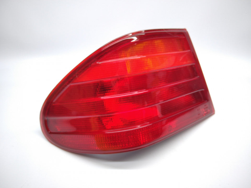Farolim Esquerdo Mercedes W210 E Class 4P 95-99