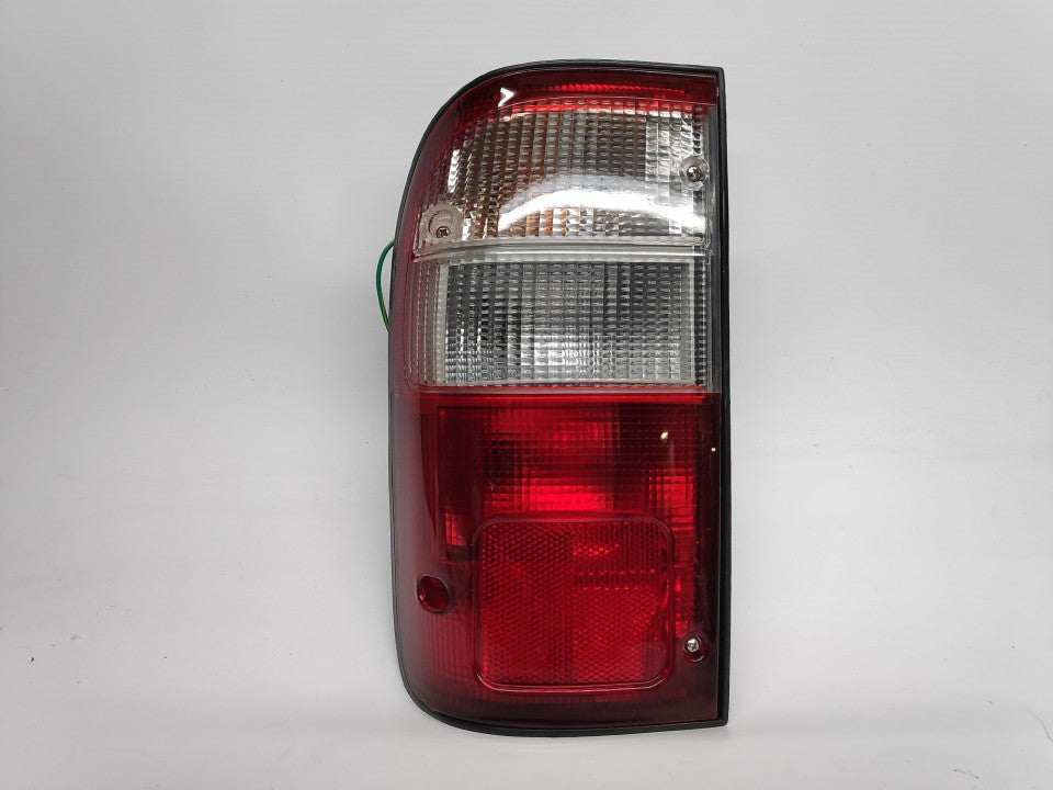 Farolim Tras Esquerdo Toyota Hilux 98-04