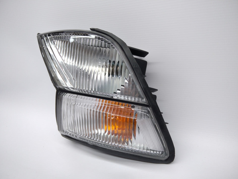 Pisca Direito Nissan Patrol 97-02