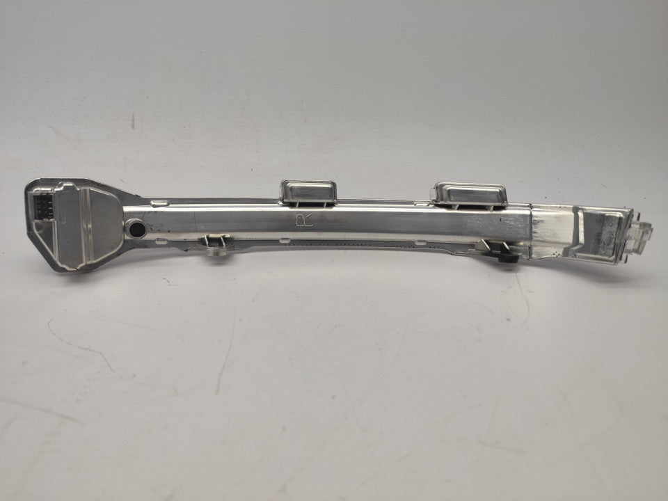 Pisca Espelho Direito Vw Golf VII 12-17