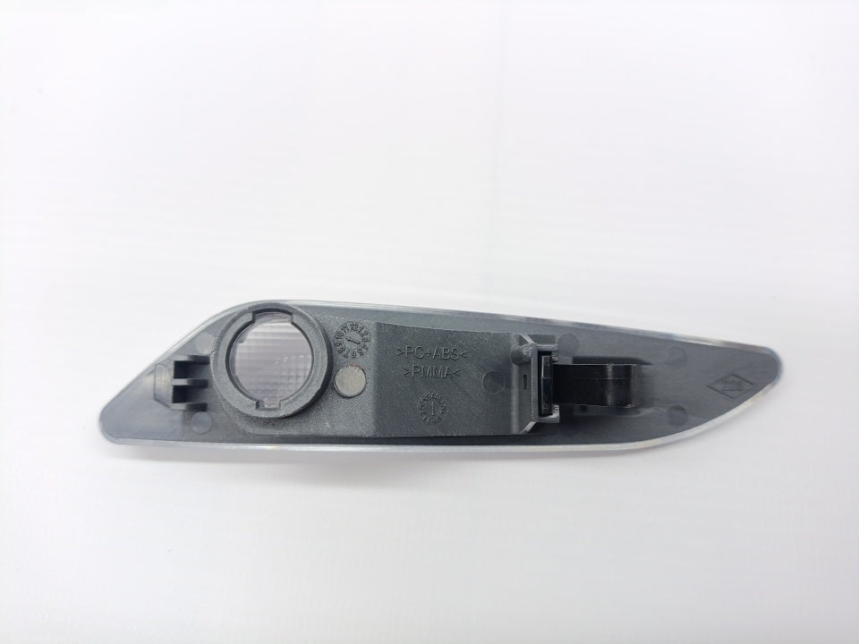 Pisca Guarda Lamas Esquerdo Alfa Romeo 147/156 97-10