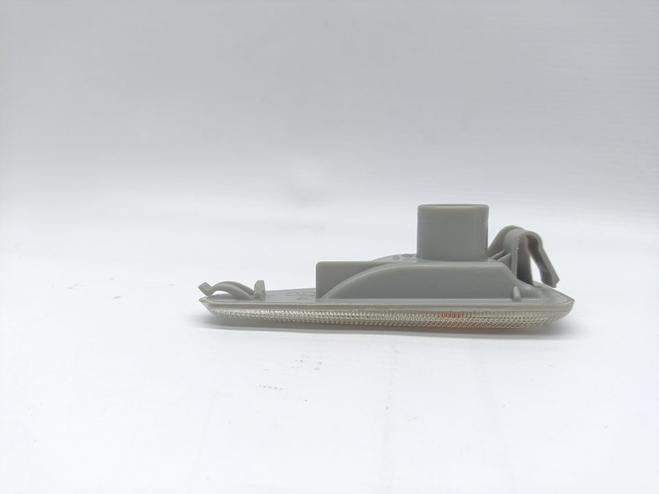 Pisca Guarda-Lamas Esquerdo Dacia Sandero 08-18