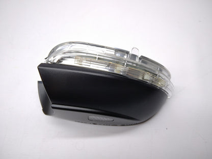 Capa Pisca Esquerda C/ Luz de Cortesia Volkswagen Jetta | 10-14