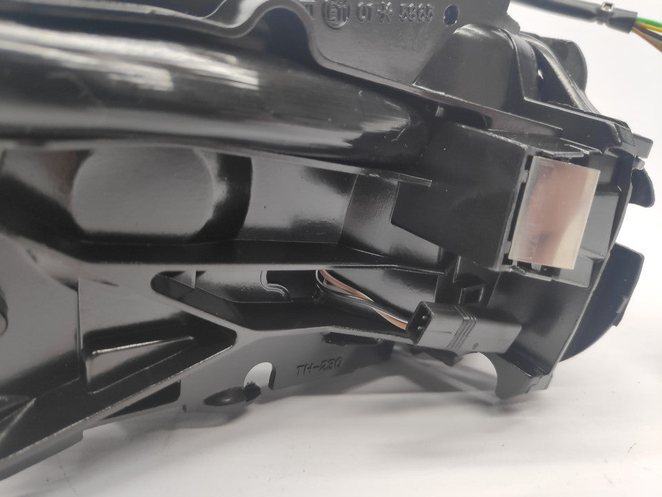 Corpo de Espelho Direito Mercedes W203 C 00-04