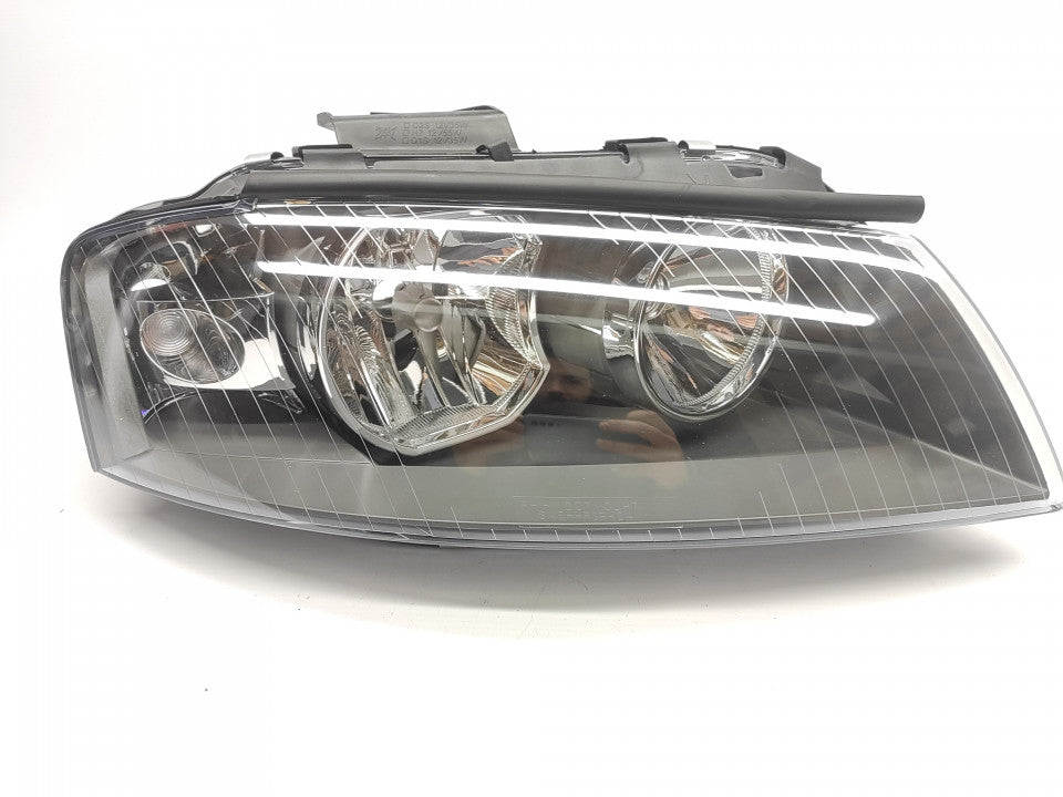 Farol Direito Audi A3 03-08