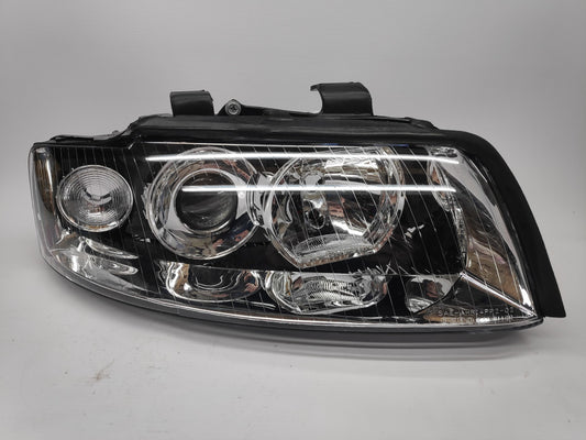 Farol Direito Audi A4 01-04