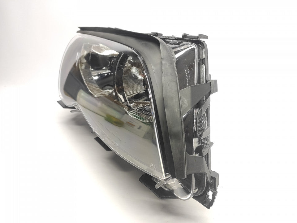Farol Direito Bmw S-3 E46 4P/ Touring 01-05 Mascara Preta