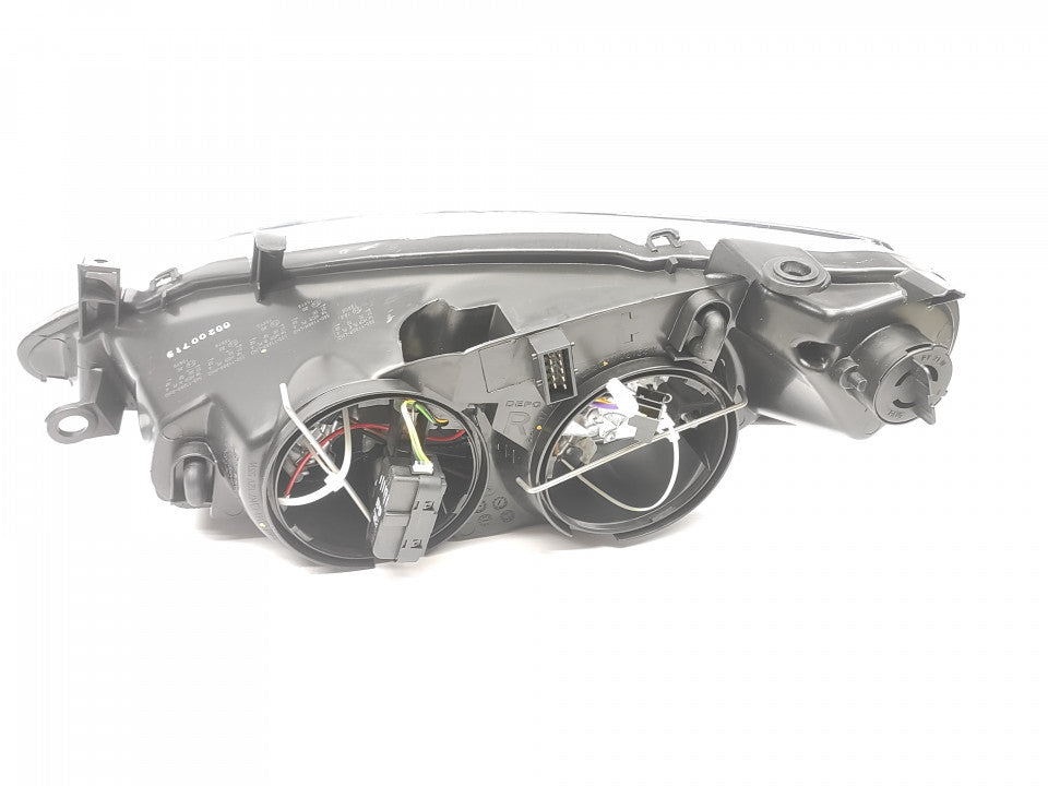 Farol Direito C/ Nevoeiro Peugeot 307 01-05