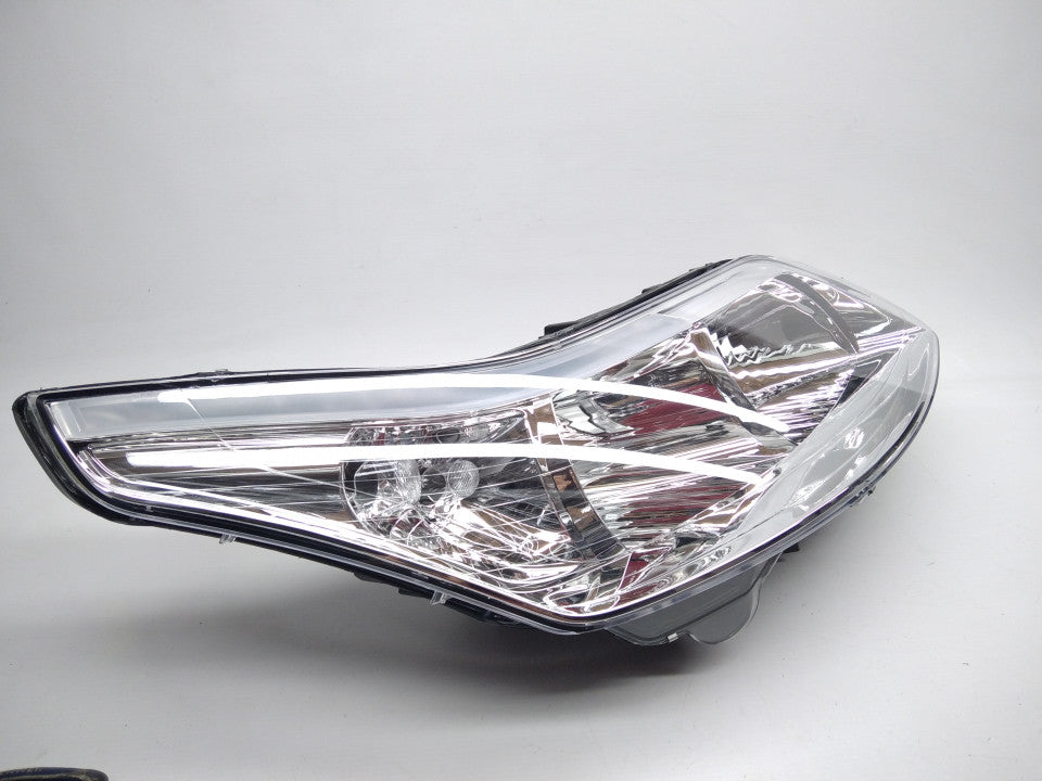 Farol Direito Citroen C4 04-10