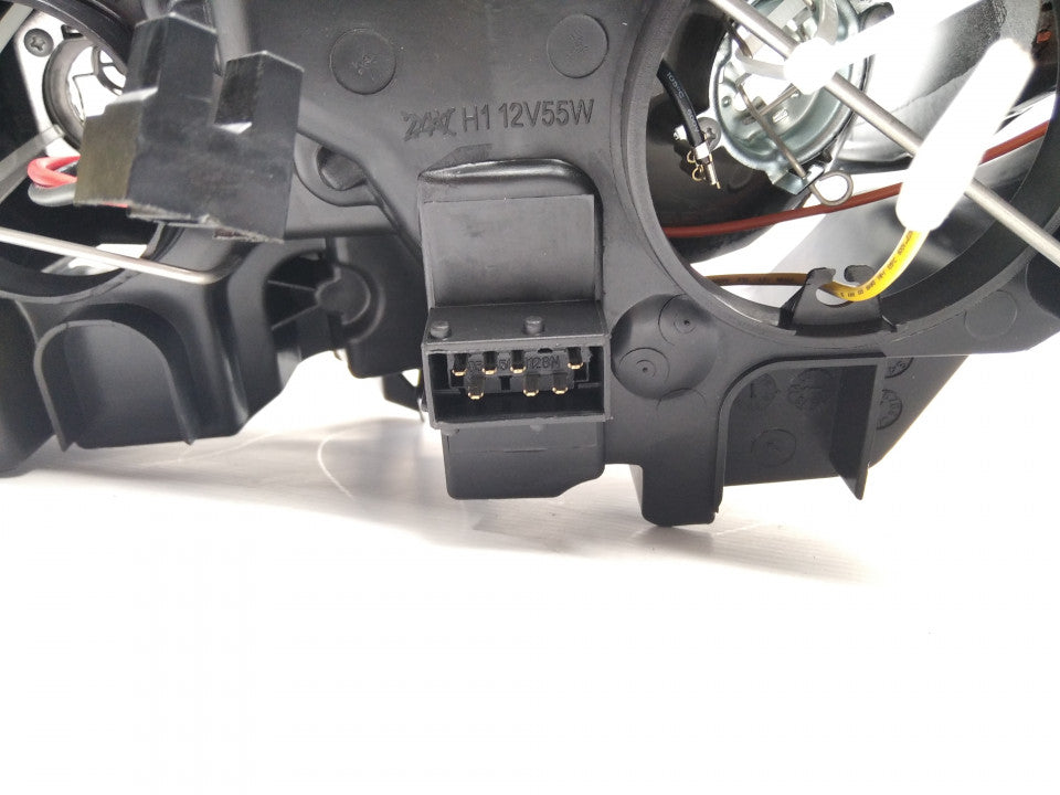 Farol Direito Citroen C4 04-10