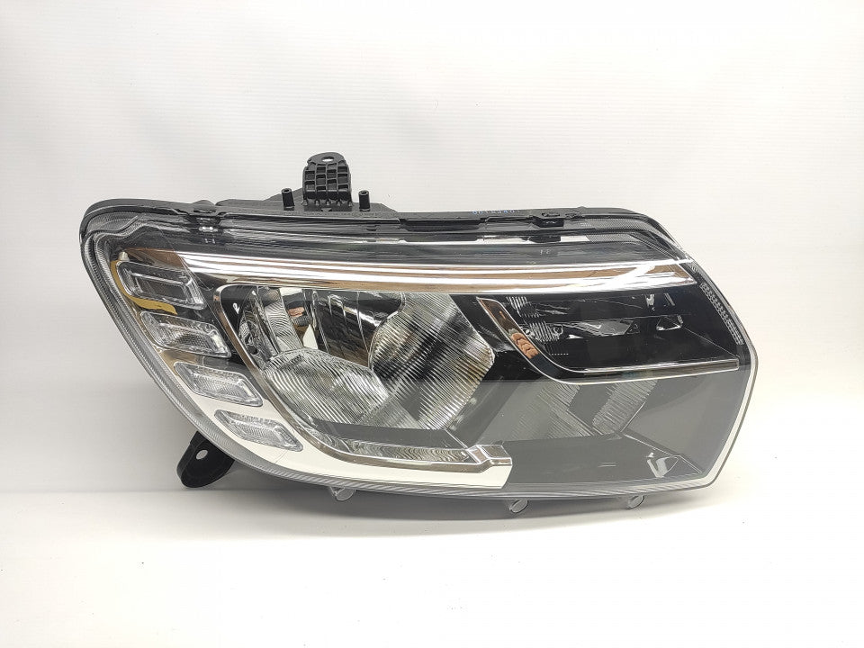 Farol Direito Dacia Logan II 17-