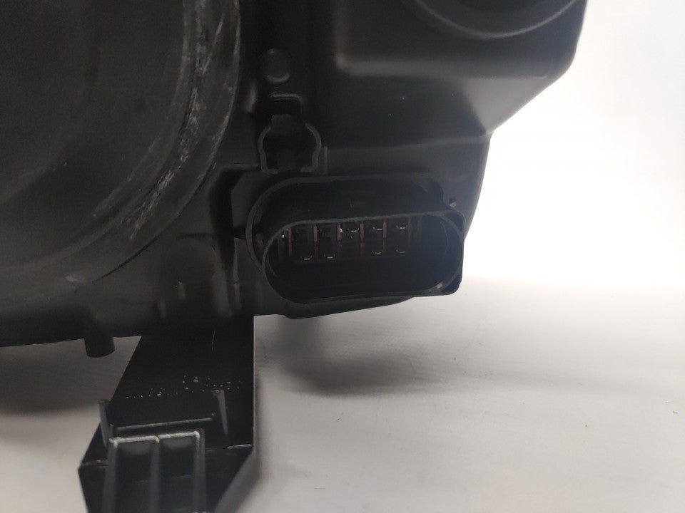 Farol Direito Eletrico C/ Motor Ford Focus C-Max 07-10