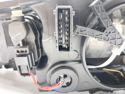 Farol Direito Eletrico Citroen C5 08-10 C/ Motor