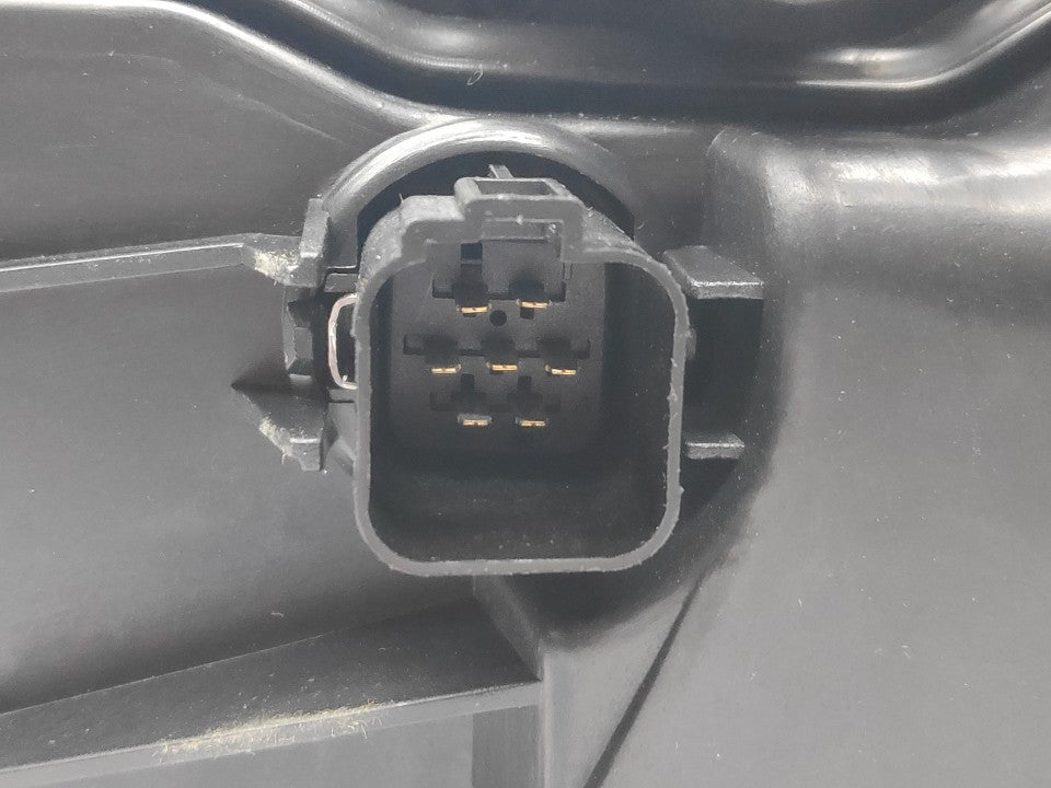 Farol Direito Eletrico Ford Mondeo III 00-03