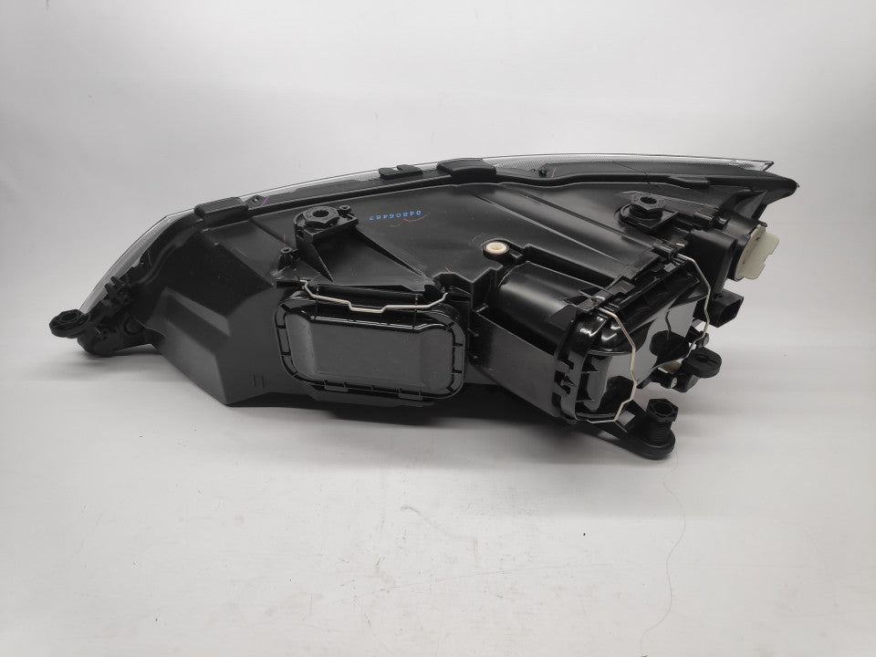 Farol Direito Eletrico Seat Leon 12-