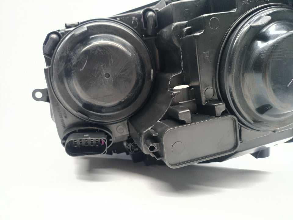 Farol Direito Eletrico Vw Transporter T5 10- H7+H15