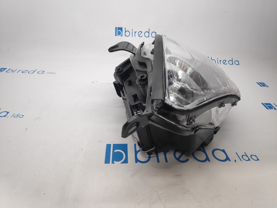 Farol Direito Ford Focus I 01-04
