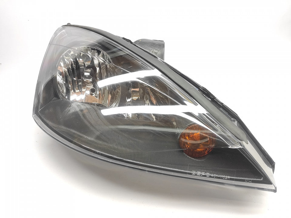 Farol Direito Ford Focus I 01-05 Fundo Preto