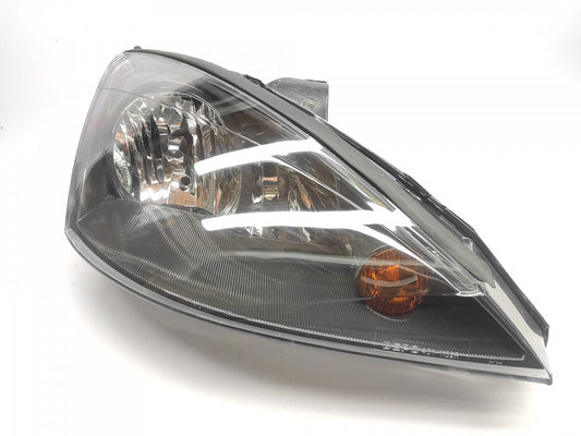 Farol Direito Ford Focus I 01-05 Fundo Preto