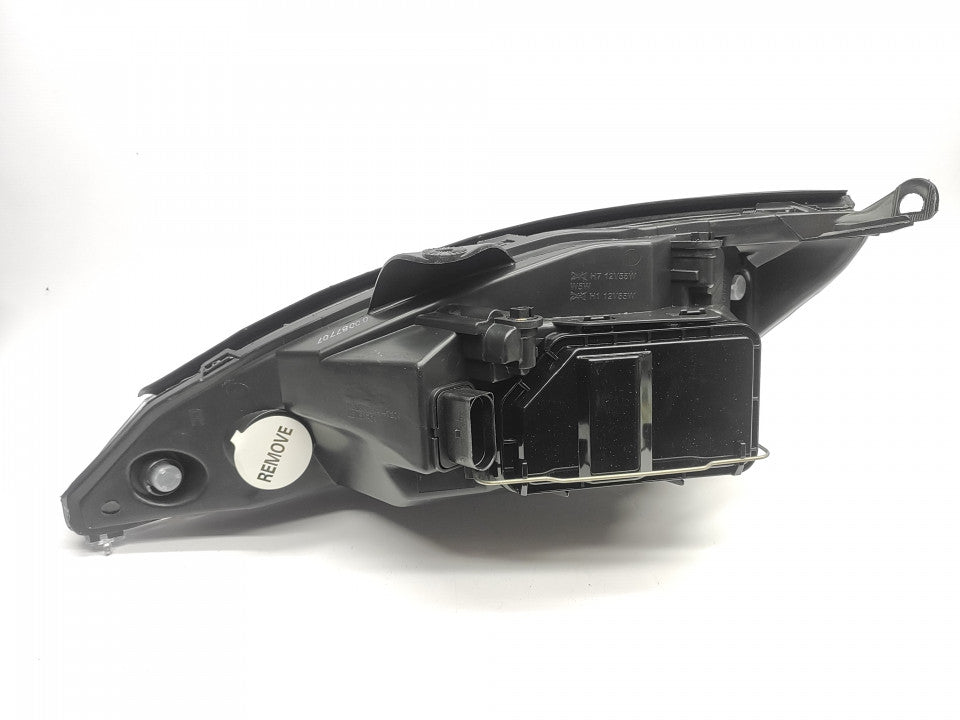 Farol Direito Ford Focus I 01-05 Fundo Preto