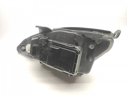 Farol Direito Ford Focus I 01-05 Fundo Preto