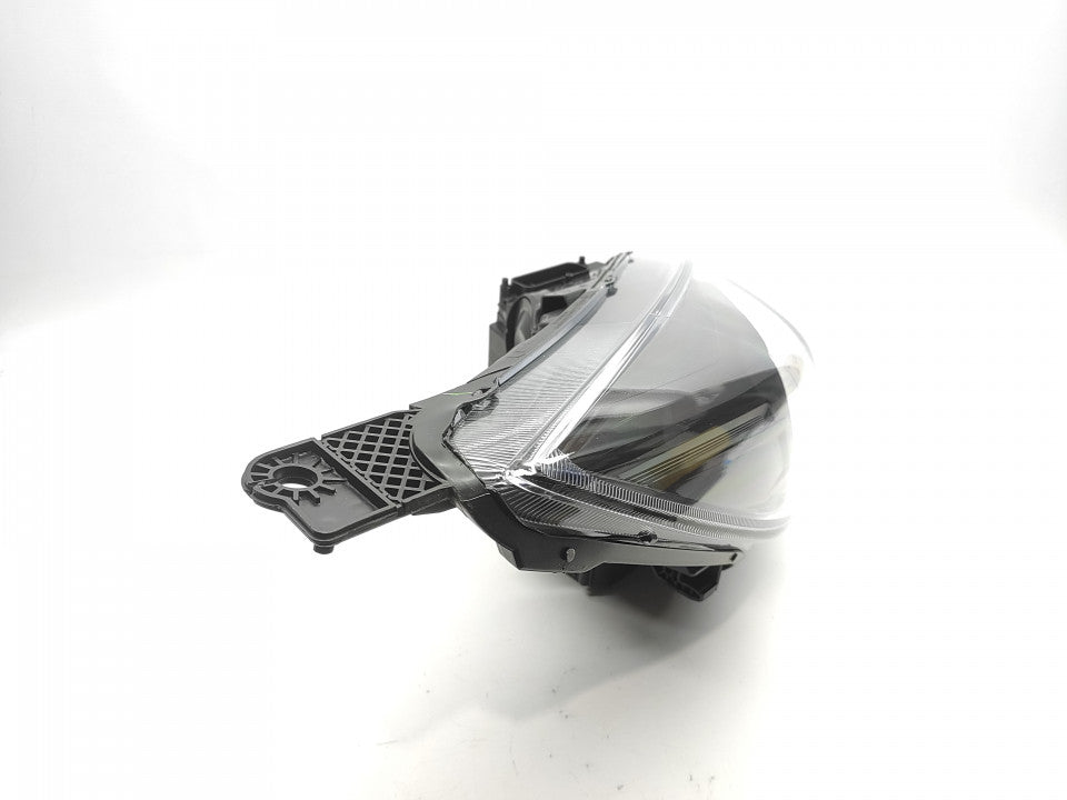 Farol Direito Ford Focus Led 14-17