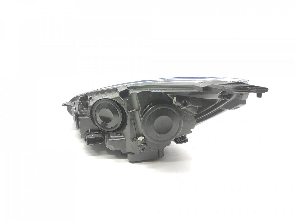 Farol Direito Ford Focus Led 14-17
