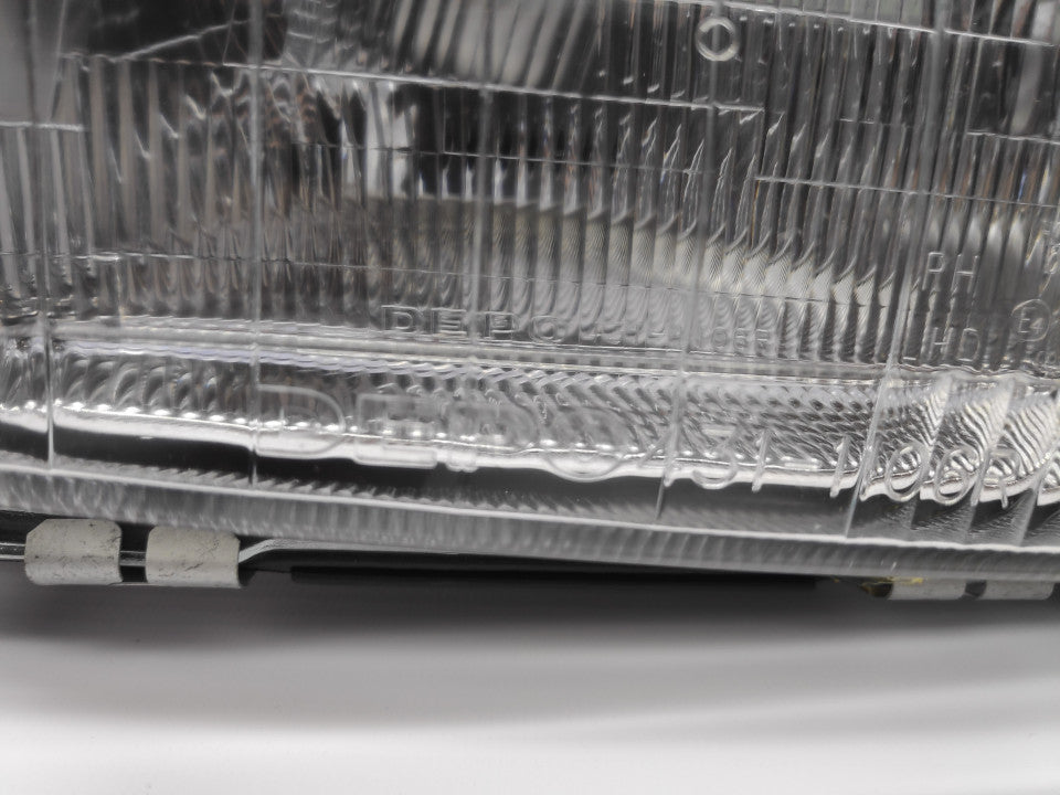 Farol Direito Ford Mondeo 93-96