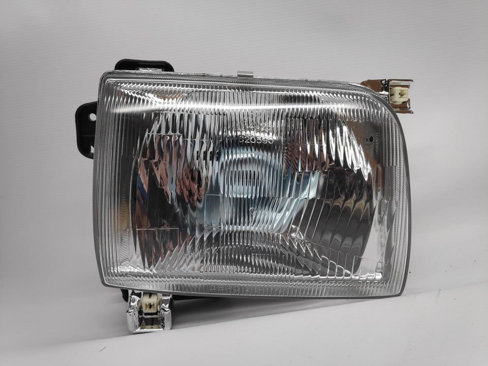 Farol Direito Manual Nissan Navara Pick-Up D22 98-00