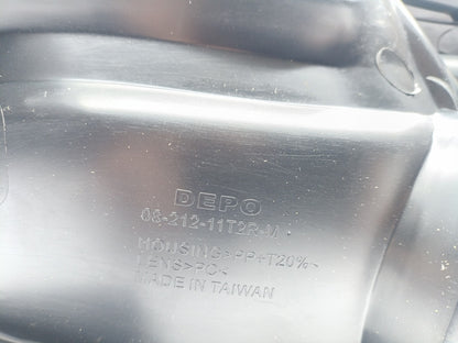 Farol Direito Manual Toyota Hilux 11-15