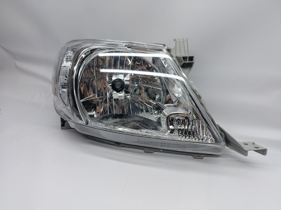 Farol Direito Manual Toyota Hilux Vigo Pick-Up 05-11