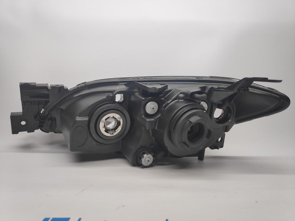 Farol Direito Mazda 3 Sport Sedan 4P 04-09