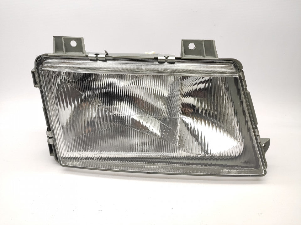 Farol Direito Mercedes Sprinter 95-00