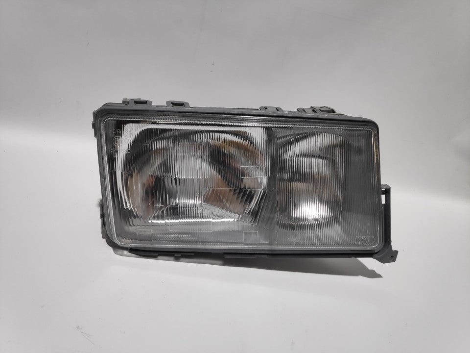 Farol Direito Mercedes W201 Series 190 D 82-93