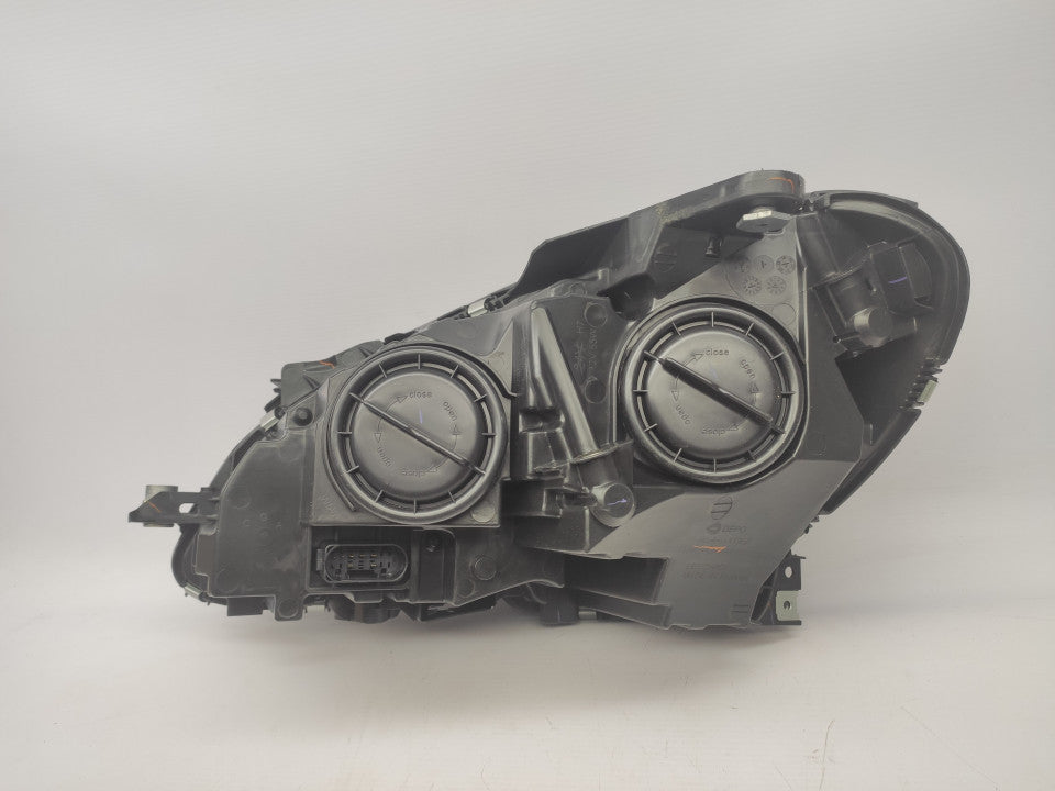 Farol Direito Mercedes W204 C Class 10-14 Mascara Preta