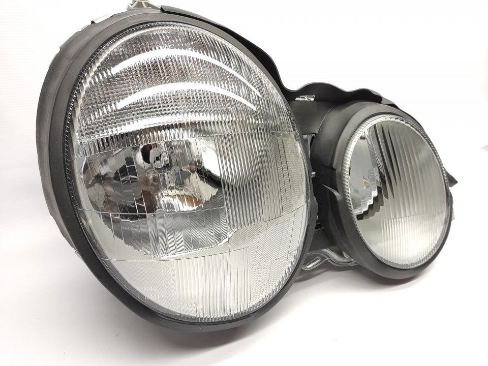 Farol Direito Mercedes W210 E Class 95-99
