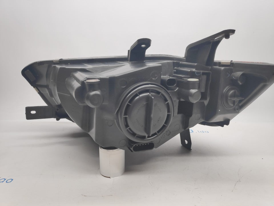 Farol Direito Mitsubishi Colt 3 / 5P 08-09