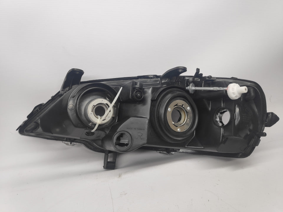 Farol Direito Opel Astra G 98-04 Mascara Preta