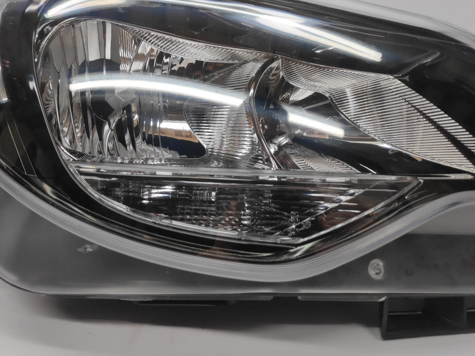 Farol Direito Opel Corsa D 11-14 Mascara Preta
