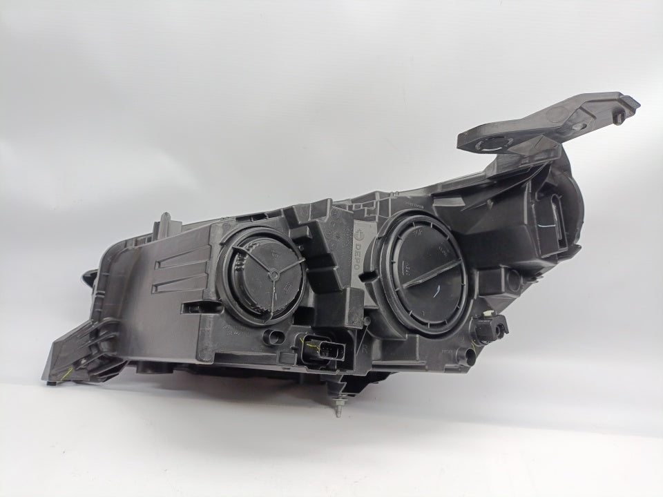 Farol Direito Opel Corsa F 19-