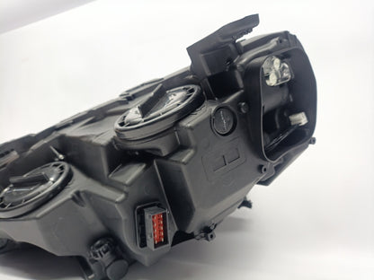 Farol Direito Opel Insignia 17-