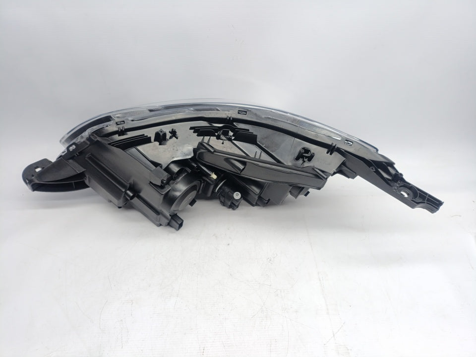 Farol Direito Peugeot 2008 16- Led