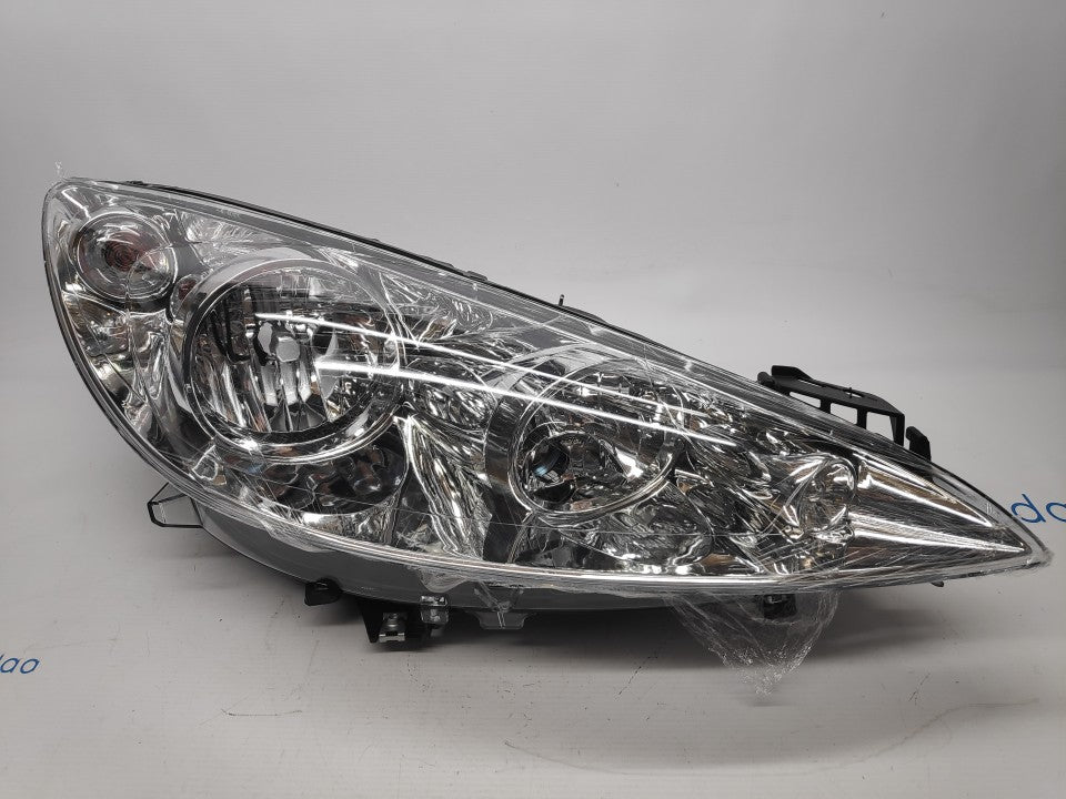 Farol Direito Peugeot 308 07-11